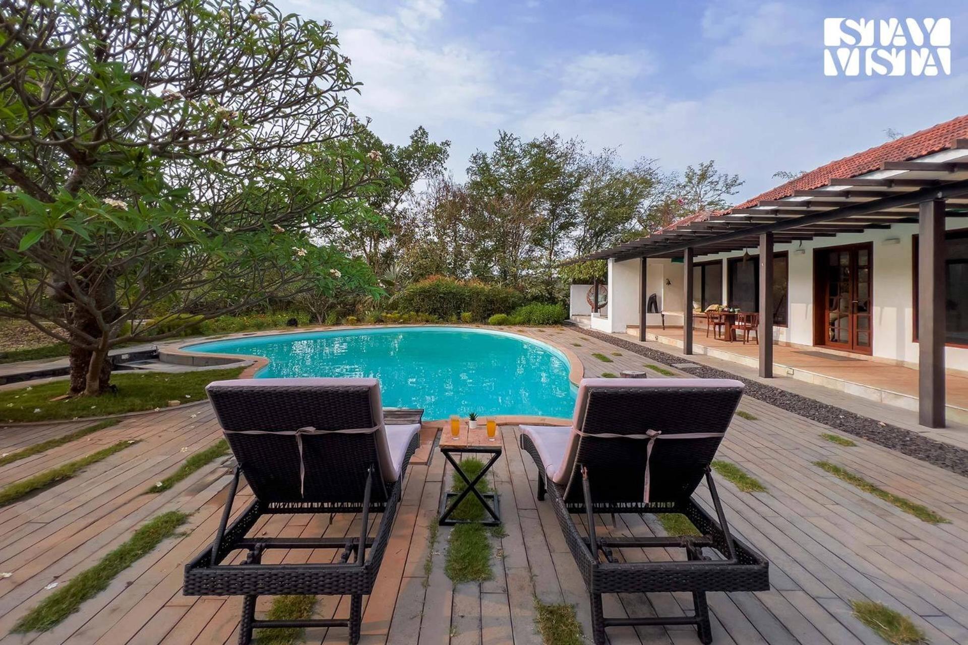 Wander Beyond By Stayvista - Featuring A Bali-Themed Abode And A Refreshing Swimming Pool Alībāg Dış mekan fotoğraf